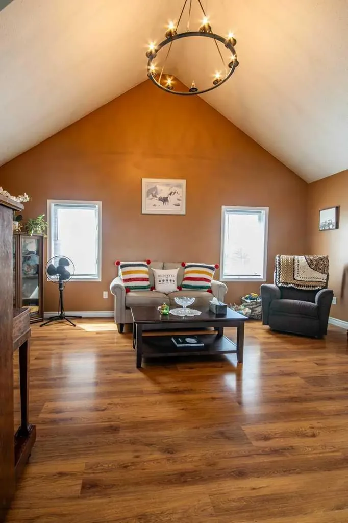 33139 Range Road 55 Rural Mountain View County AB T0M 1X0