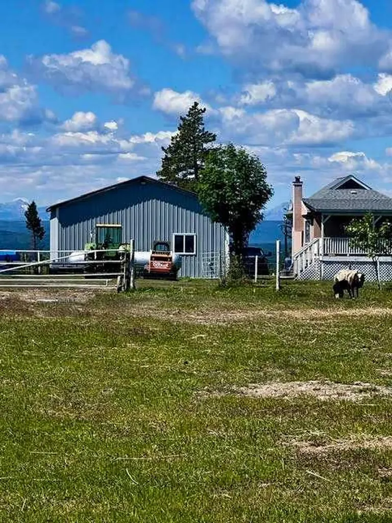 33139 Range Road 55 Rural Mountain View County AB T0M 1X0