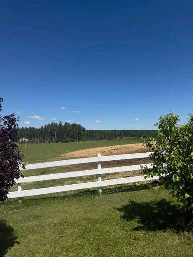 33139 Range Road 55 Rural Mountain View County AB T0M 1X0