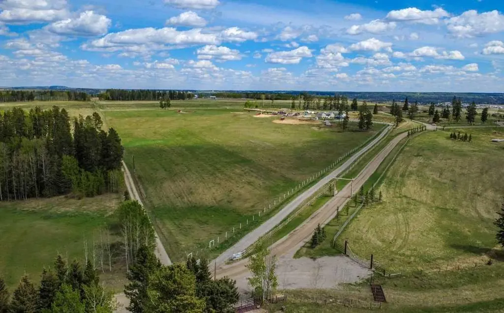 33139 Range Road 55 Rural Mountain View County AB T0M 1X0
