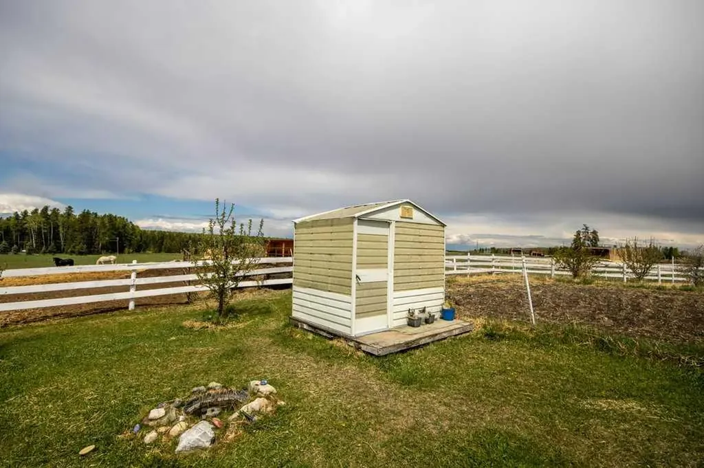 33139 Range Road 55 Rural Mountain View County AB T0M 1X0