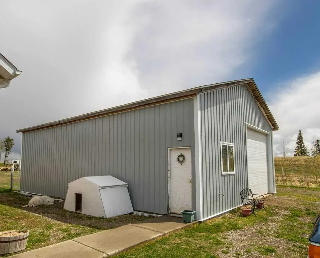 33139 Range Road 55 Rural Mountain View County AB T0M 1X0