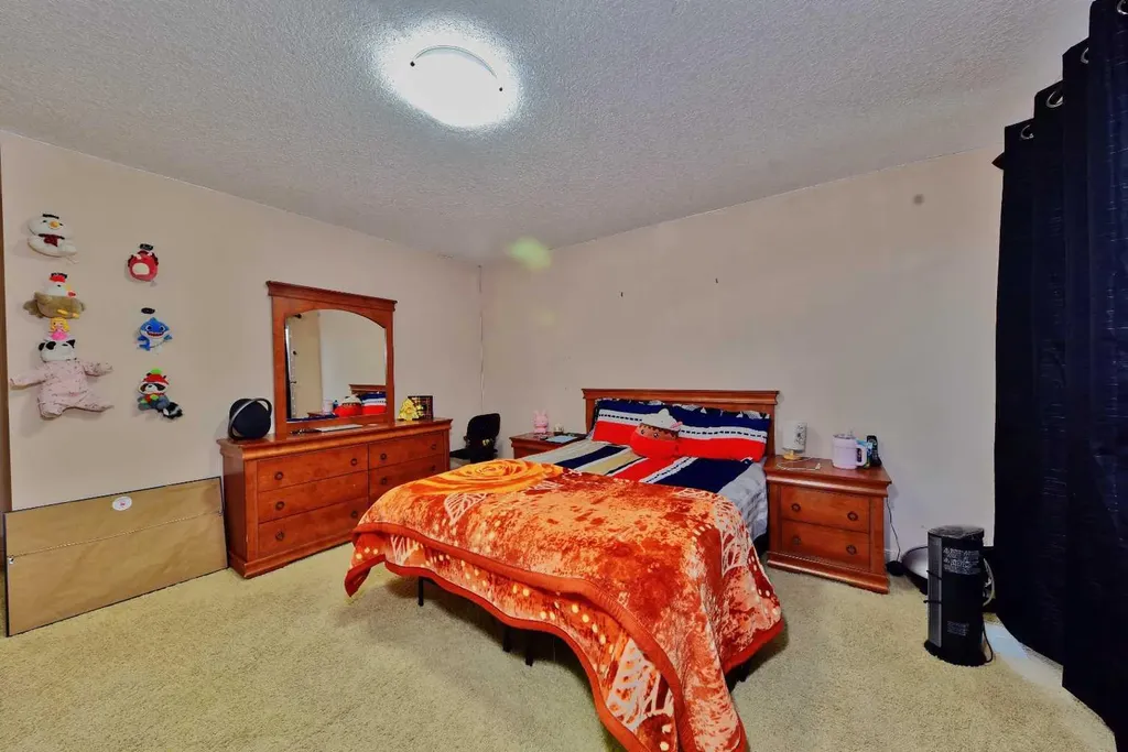 18 Redstone Manor NE Calgary AB T3N0J5