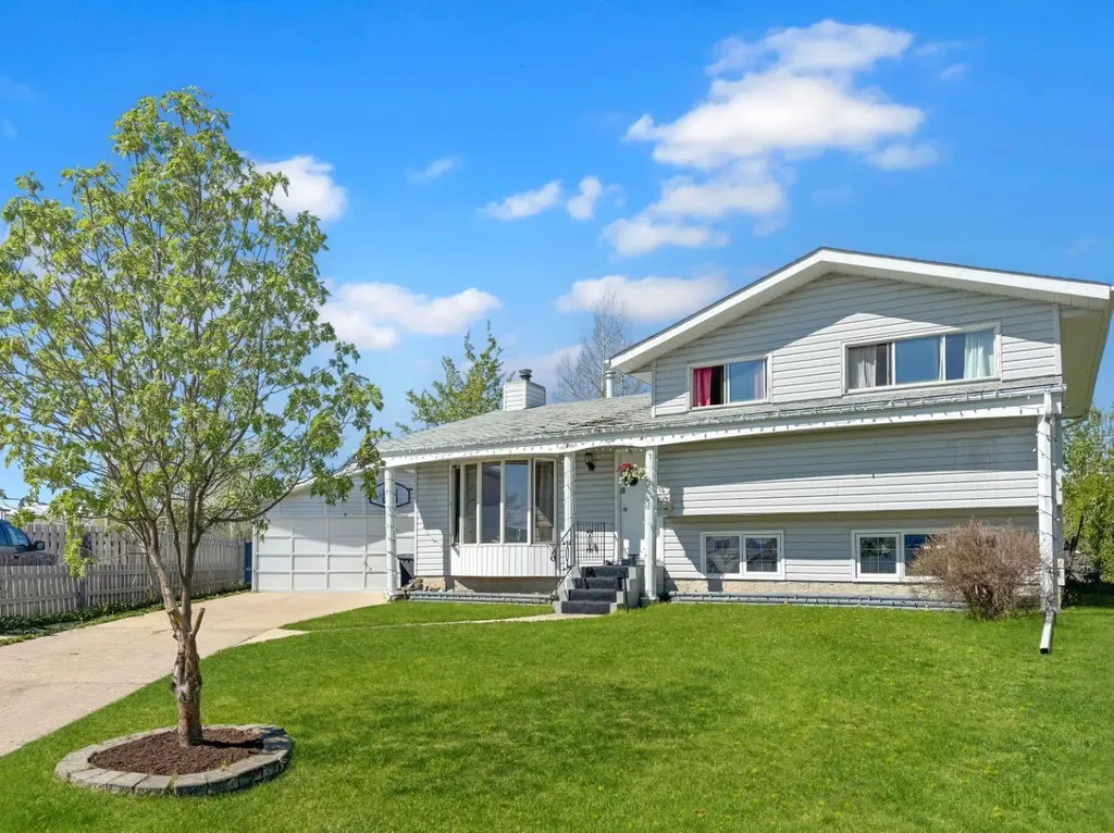11414 Norris Crescent Grande Cache AB T0E0Y0