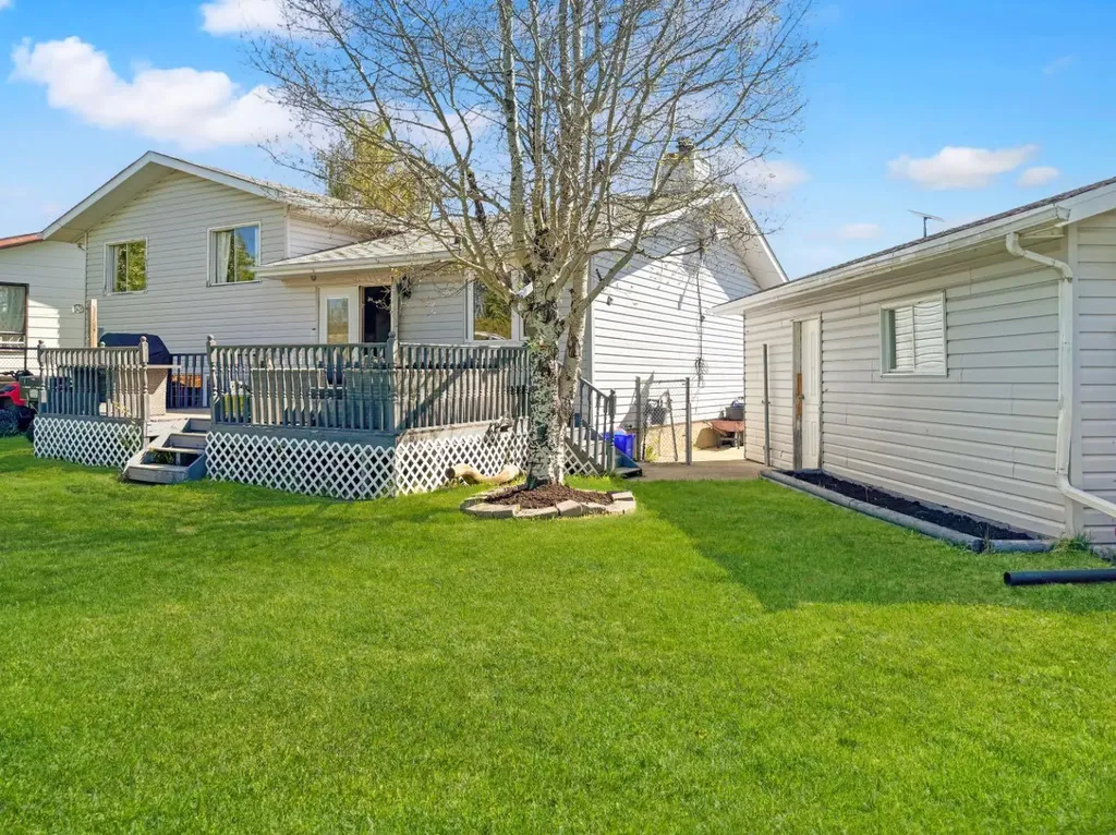 11414 Norris Crescent Grande Cache AB T0E0Y0