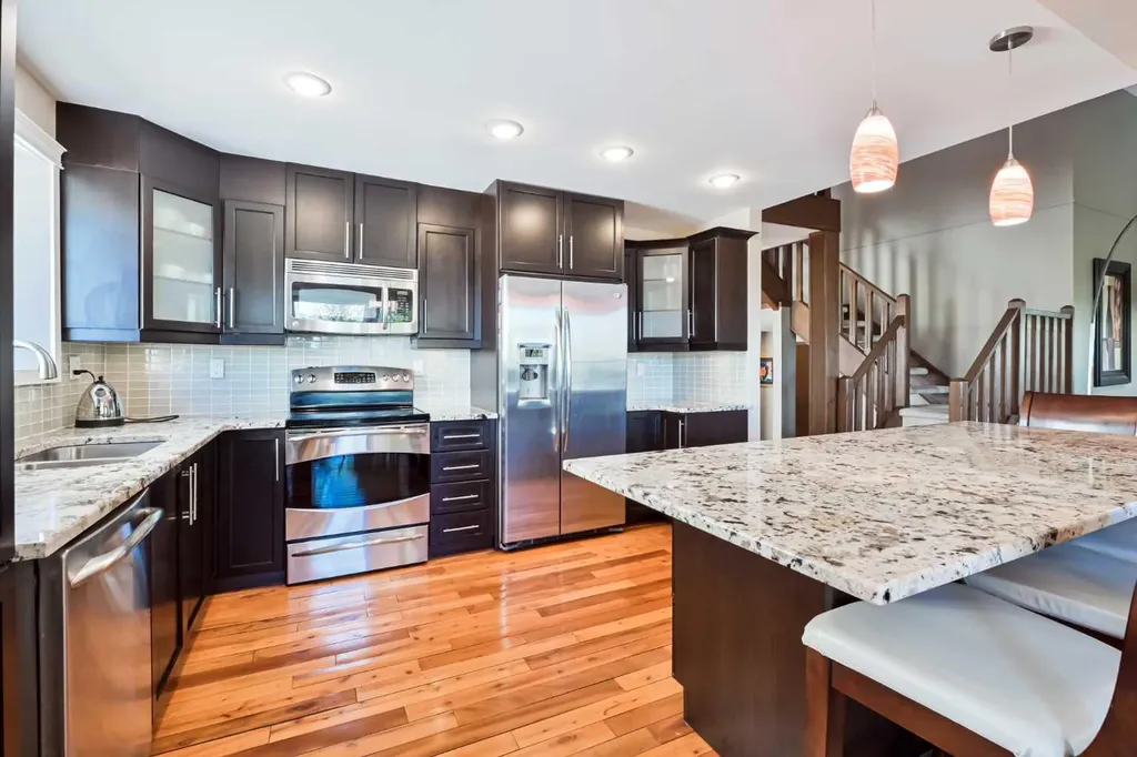 44 Coach Manor Rise SW Calgary AB T3H 1C4