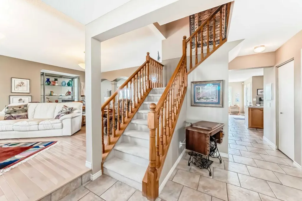 16253 262 Avenue E De Winton AB T1S 4G7
