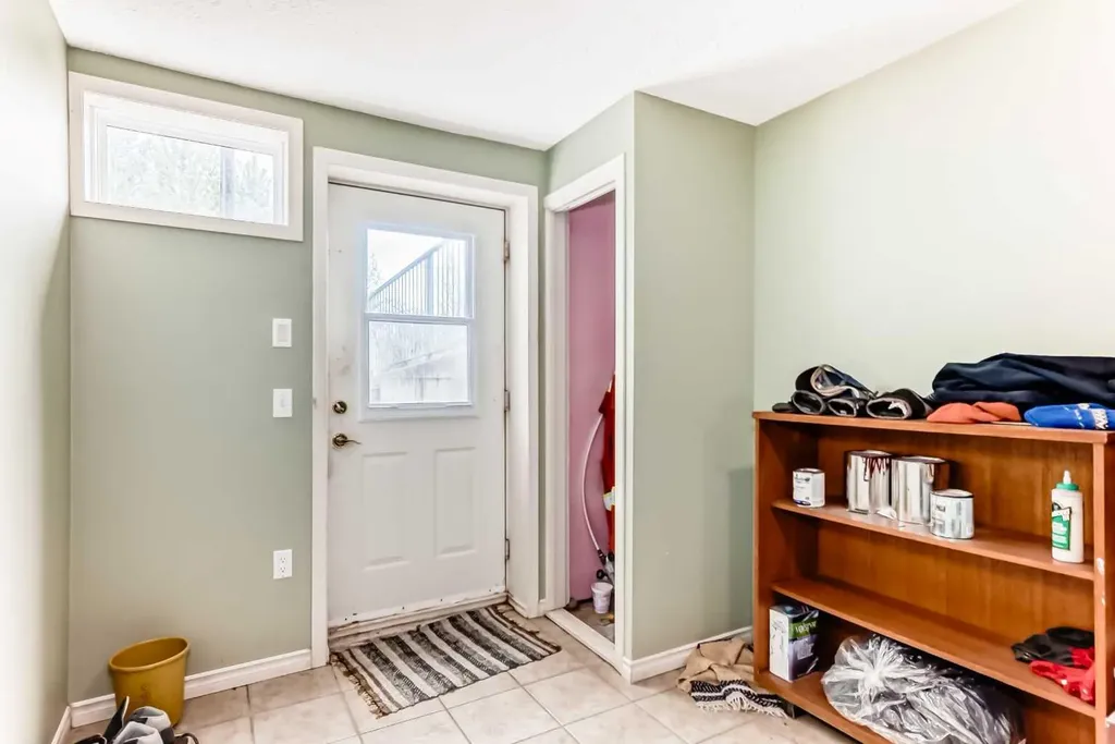 16253 262 Avenue E De Winton AB T1S 4G7