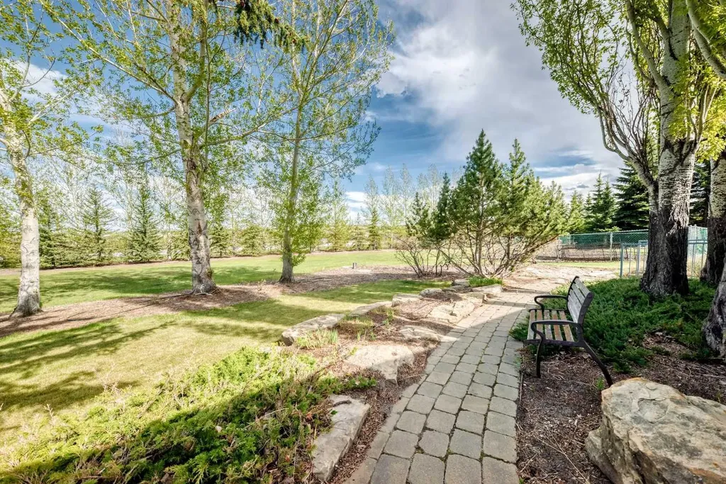 16253 262 Avenue E De Winton AB T1S 4G7