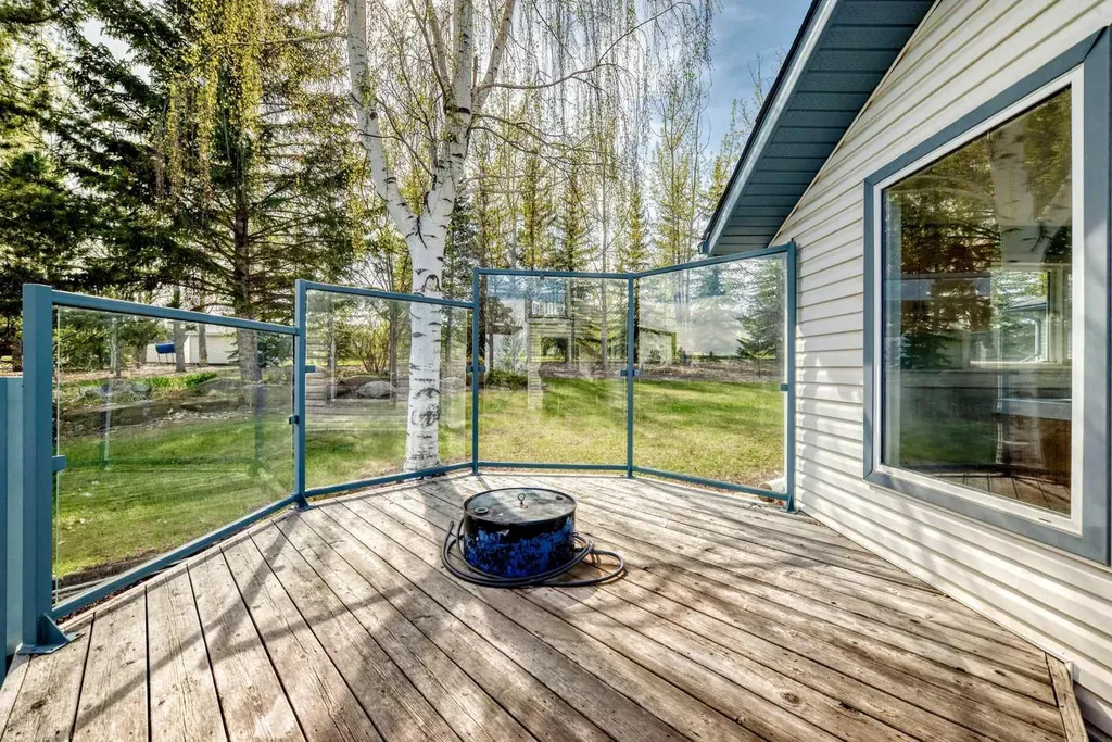 16253 262 Avenue E De Winton AB T1S 4G7