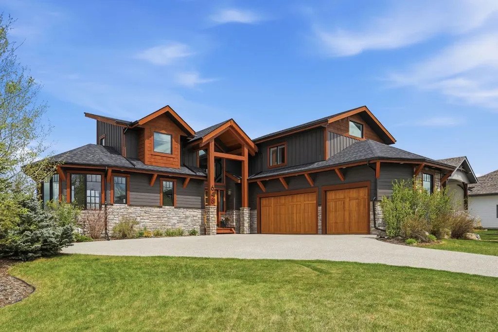 648 Montclair Place Rural Rocky View County AB T4C 0A9