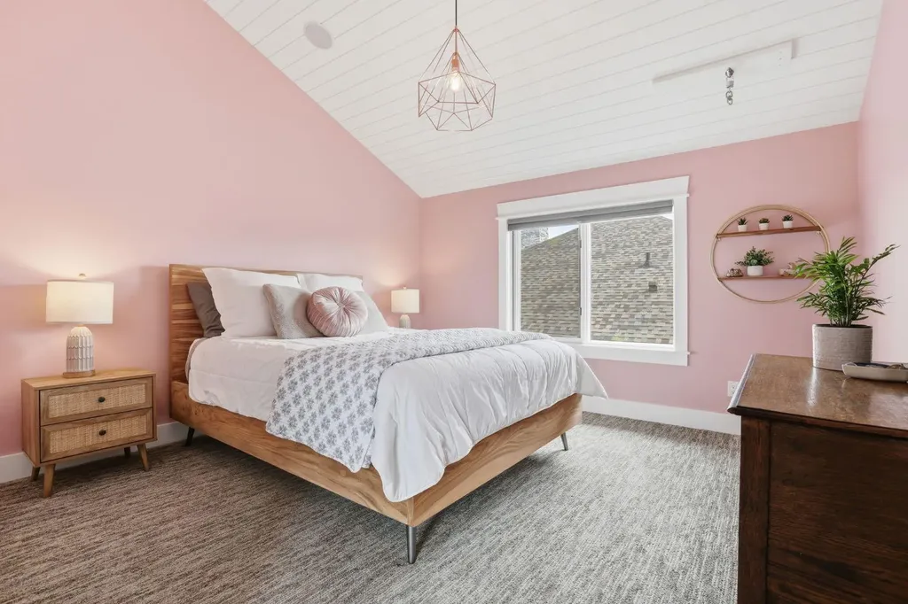 648 Montclair Place Rural Rocky View County AB T4C 0A9