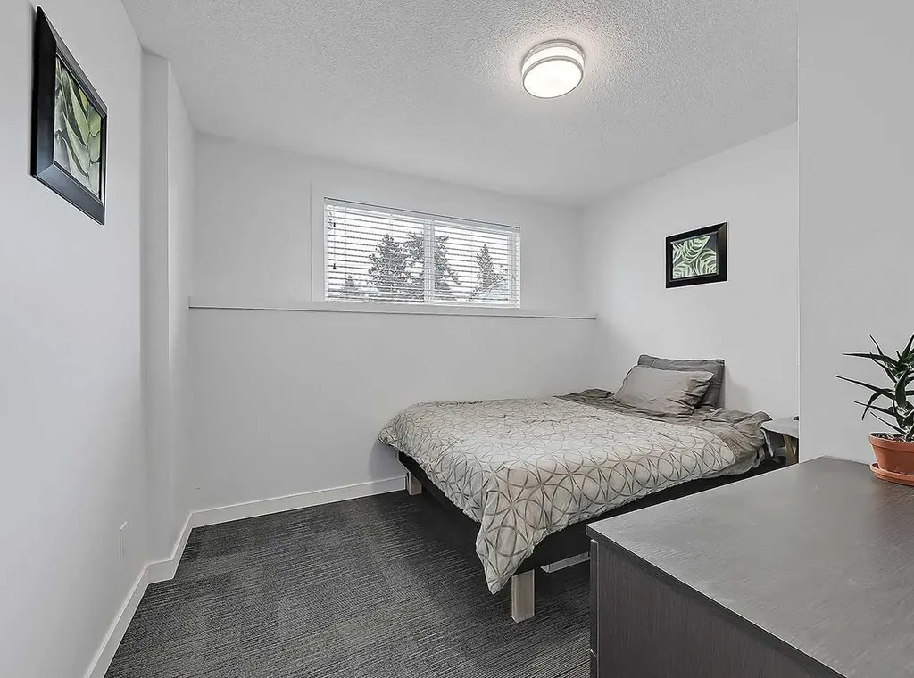 247 Simons Road NW Calgary AB T2K 2X4
