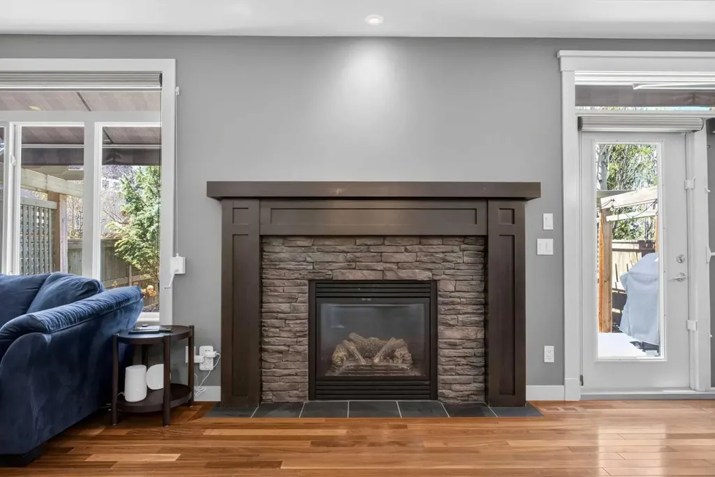 30 Cranarch Circle SE Calgary AB T1S 0S3