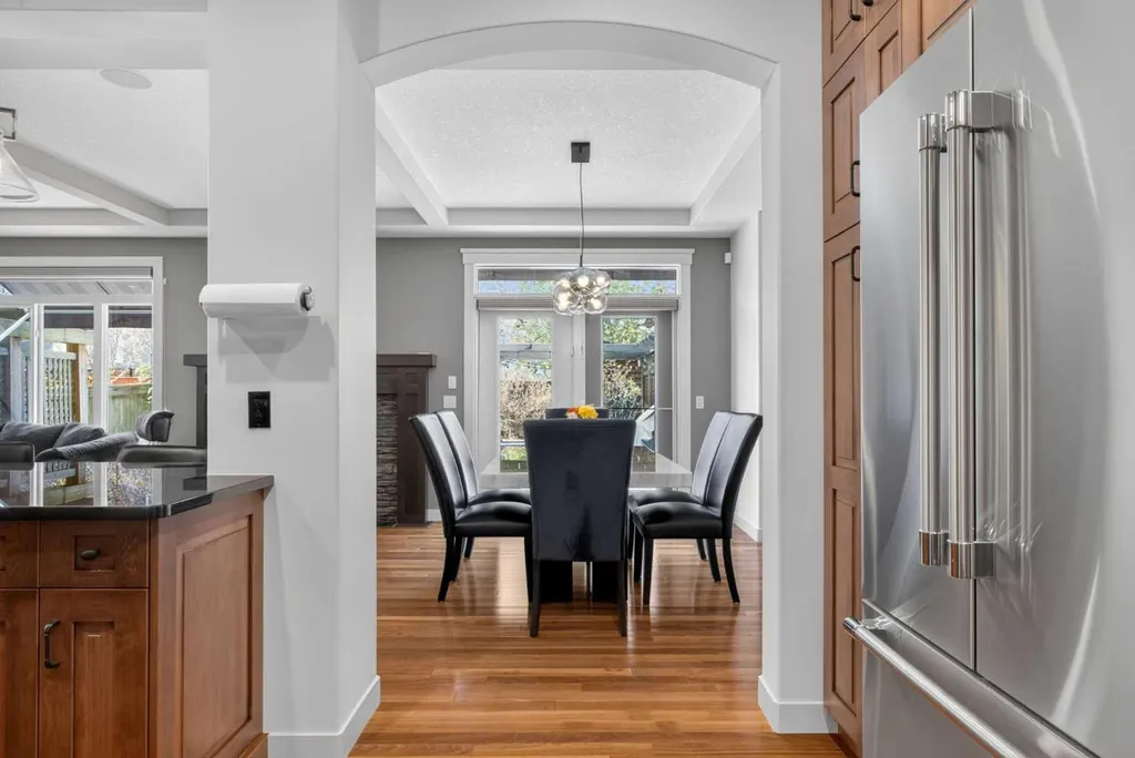 30 Cranarch Circle SE Calgary AB T1S 0S3