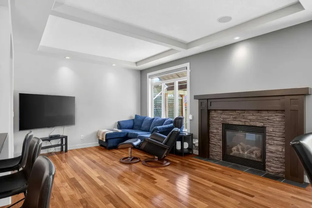30 Cranarch Circle SE Calgary AB T1S 0S3