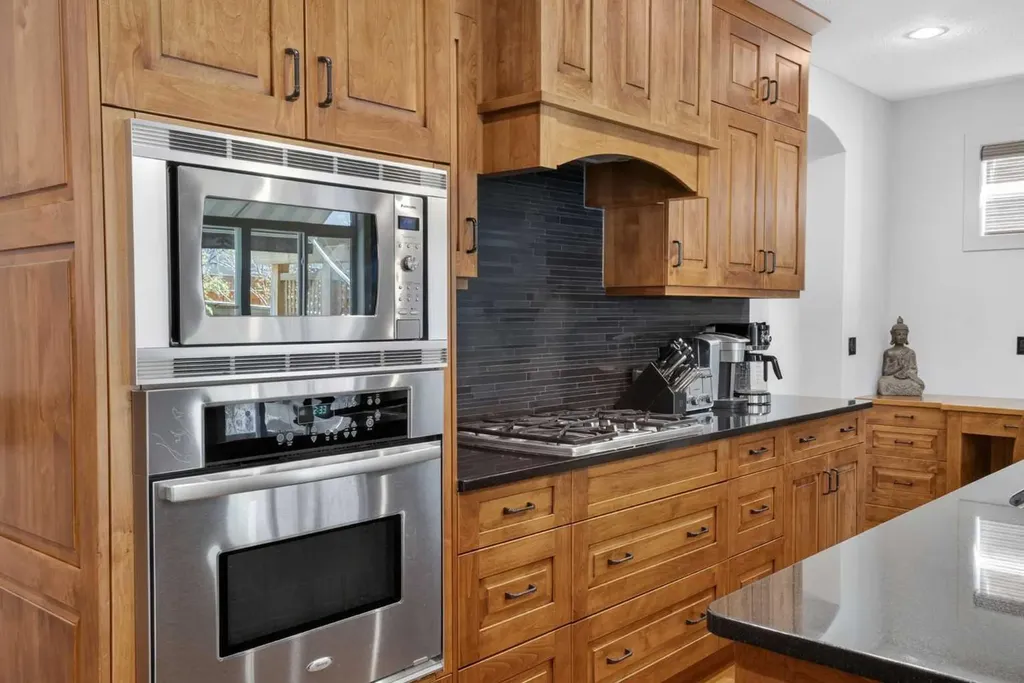 30 Cranarch Circle SE Calgary AB T1S 0S3