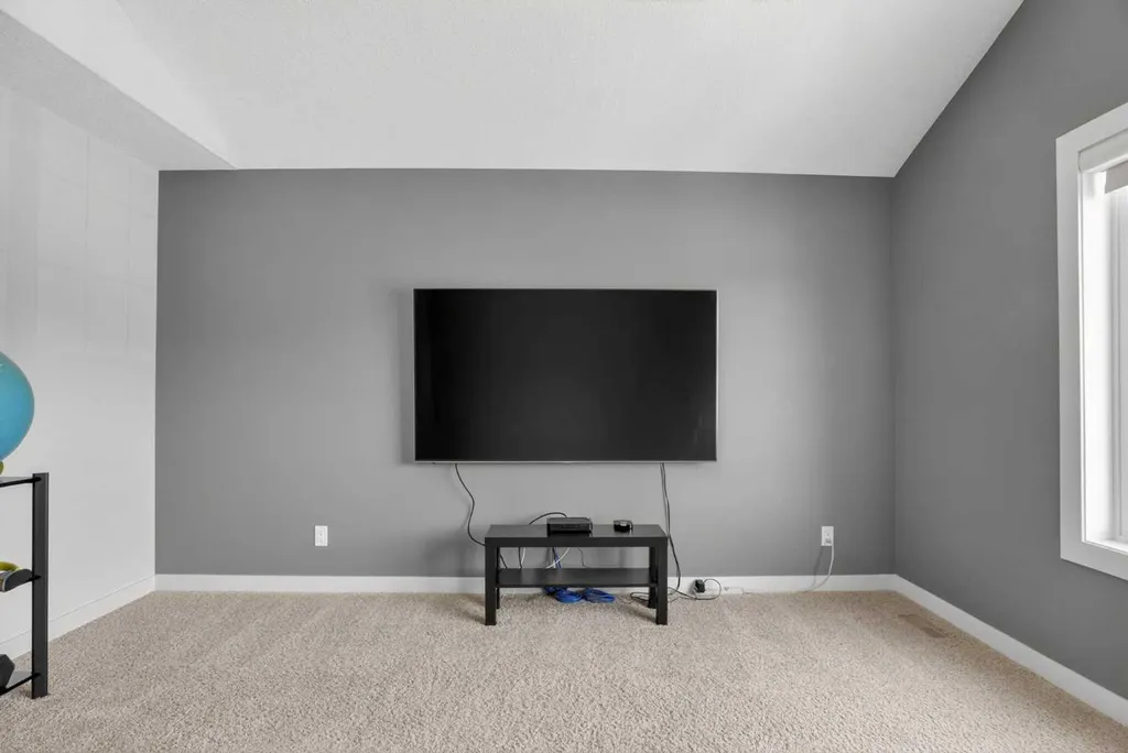 30 Cranarch Circle SE Calgary AB T1S 0S3