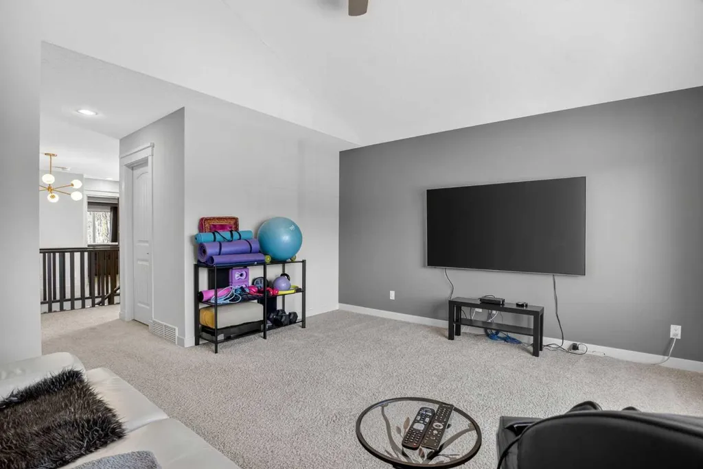 30 Cranarch Circle SE Calgary AB T1S 0S3