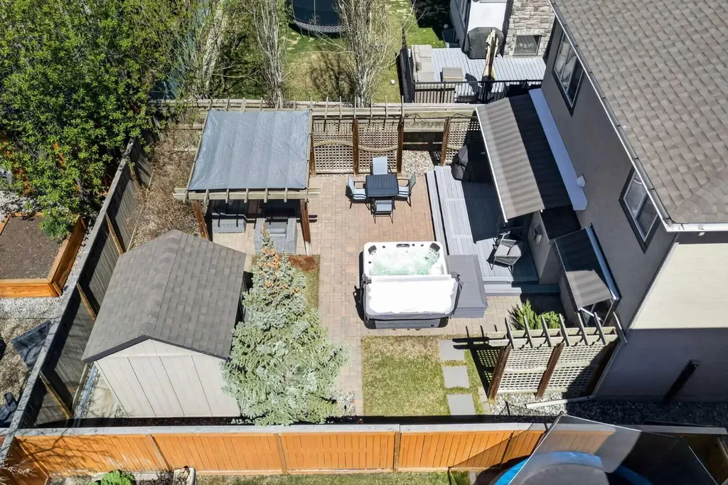 30 Cranarch Circle SE Calgary AB T1S 0S3