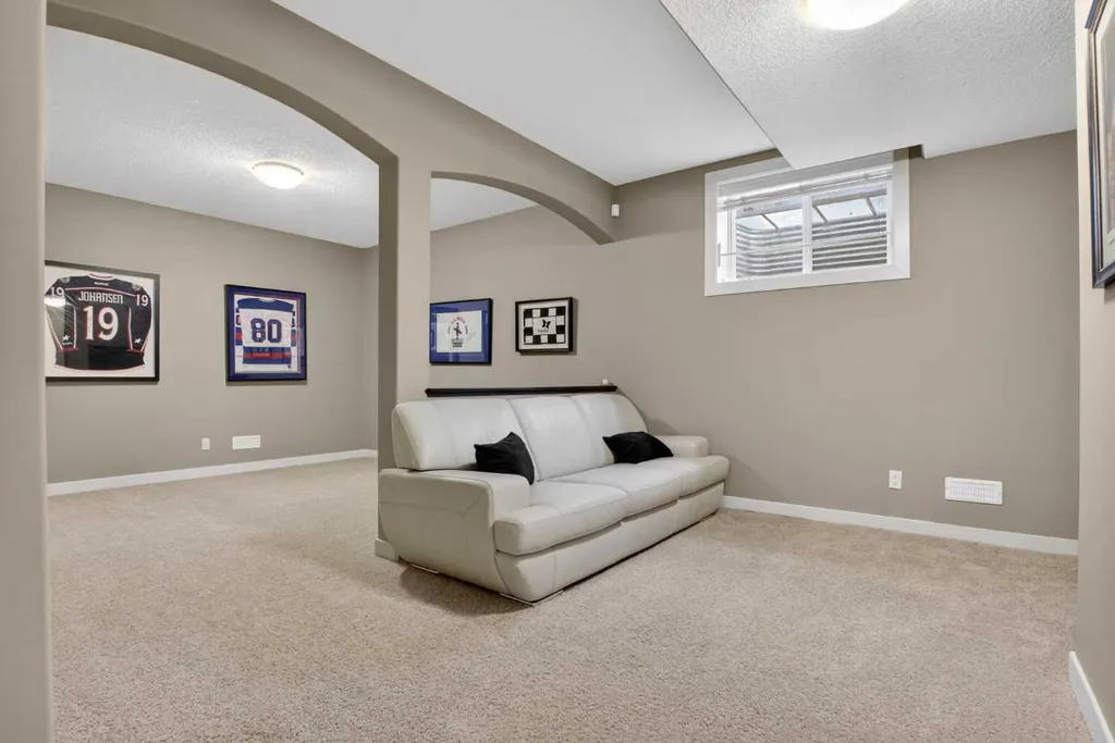 30 Cranarch Circle SE Calgary AB T1S 0S3