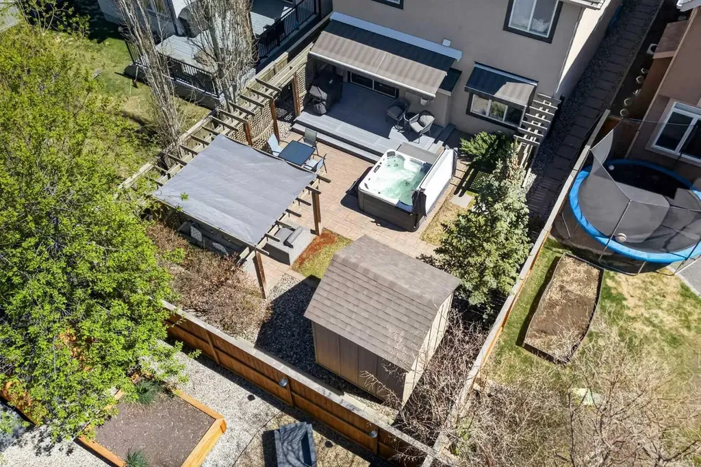30 Cranarch Circle SE Calgary AB T1S 0S3