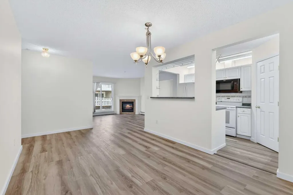 280 Shawville Way SE Calgary AB T2Y 3Z8