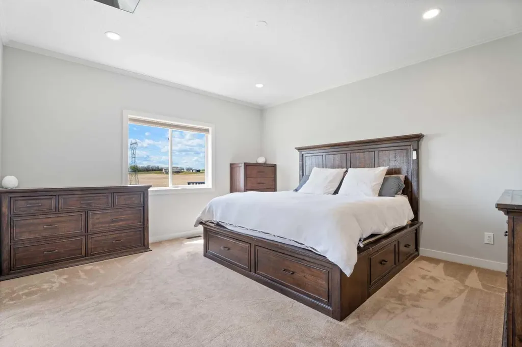 354177 76 Street E Rural Foothills County AB T1S5W9