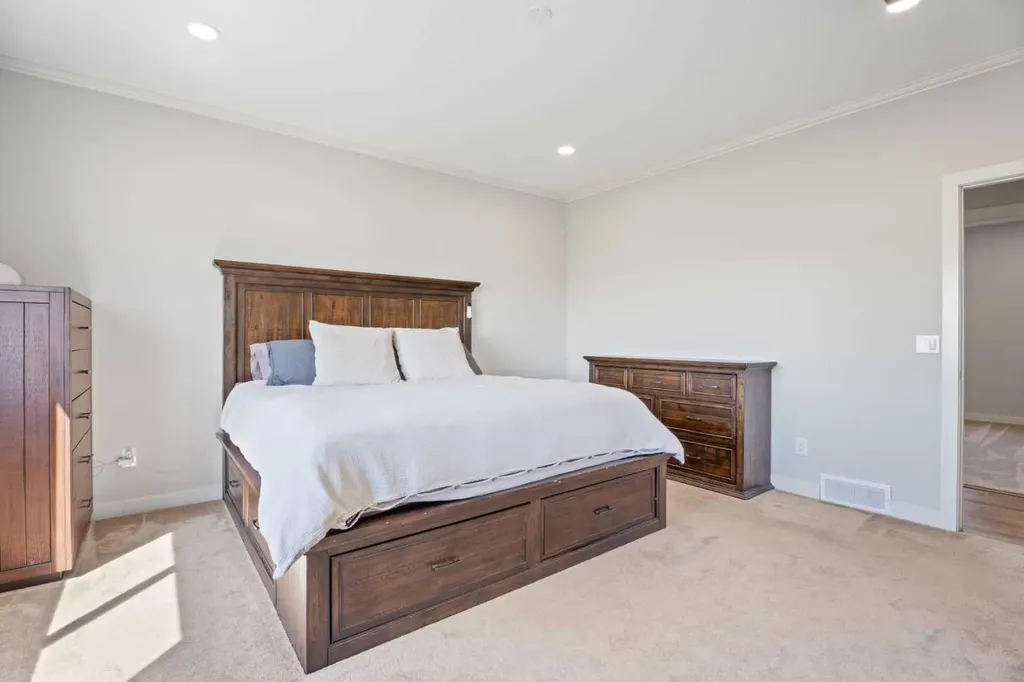 354177 76 Street E Rural Foothills County AB T1S5W9