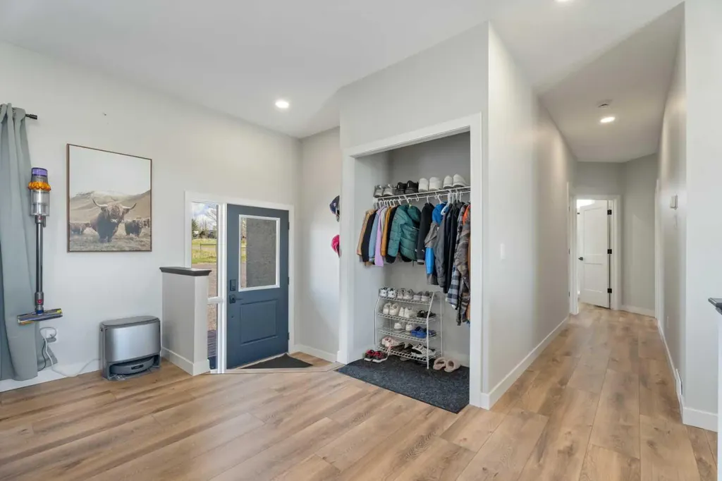 354177 76 Street E Rural Foothills County AB T1S5W9