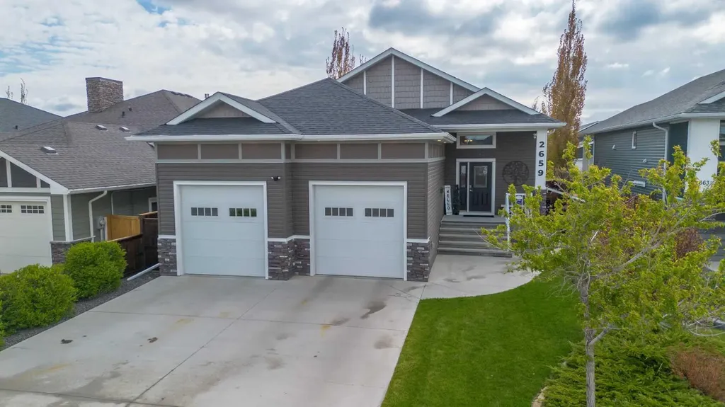 2659 Elm Drive Coaldale AB T1M 0C9