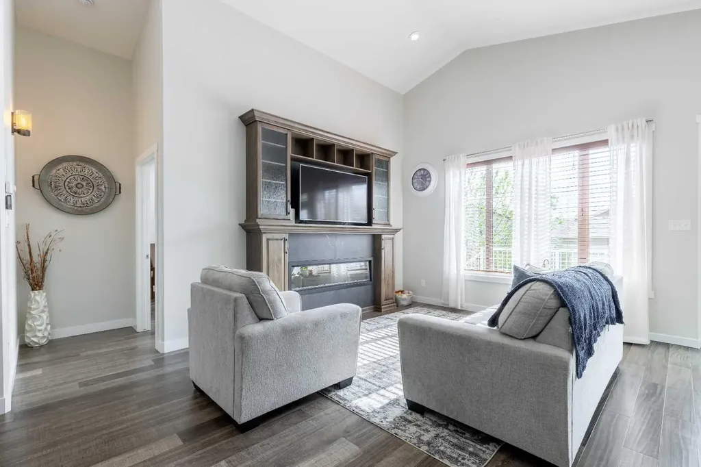 2659 Elm Drive Coaldale AB T1M 0C9