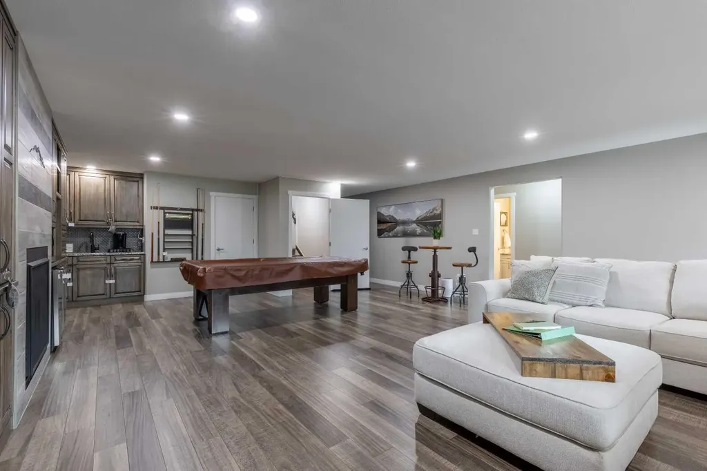 2659 Elm Drive Coaldale AB T1M 0C9