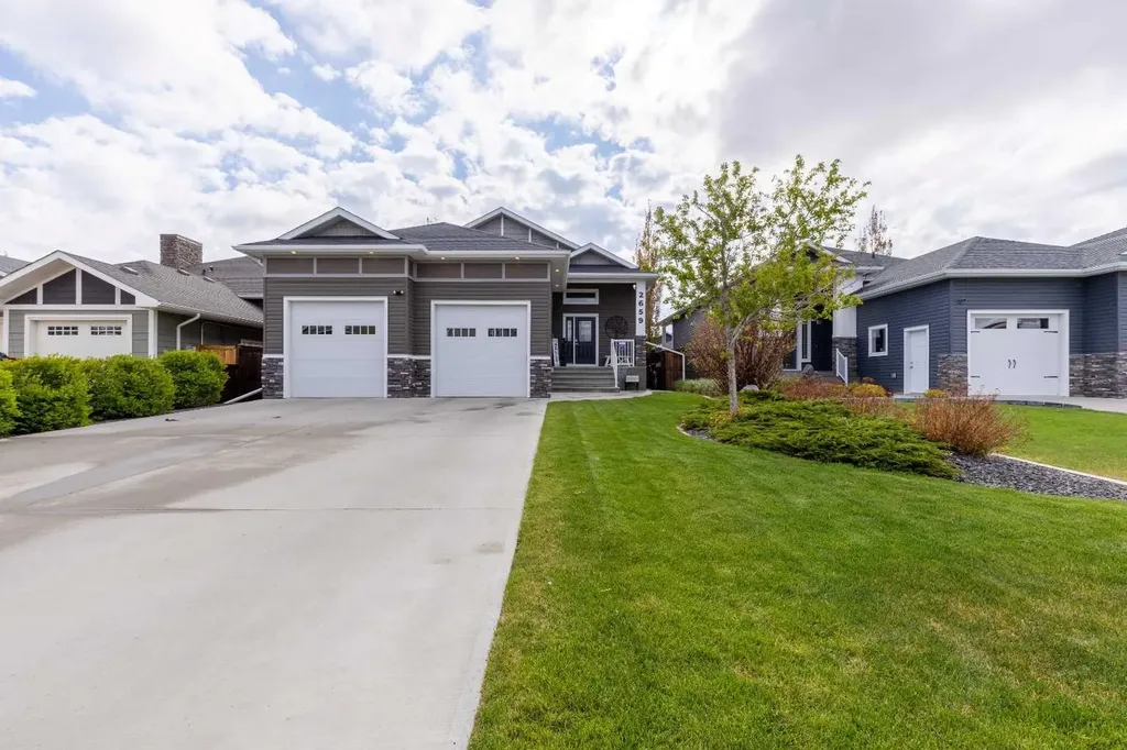 2659 Elm Drive Coaldale AB T1M 0C9