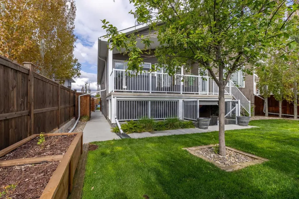 2659 Elm Drive Coaldale AB T1M 0C9