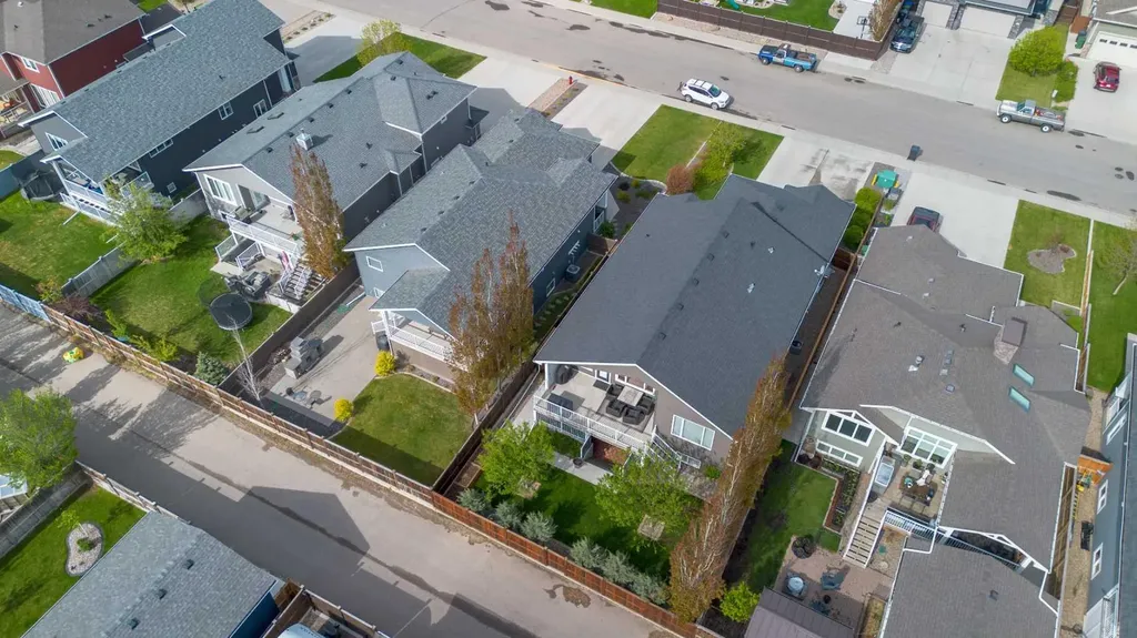 2659 Elm Drive Coaldale AB T1M 0C9