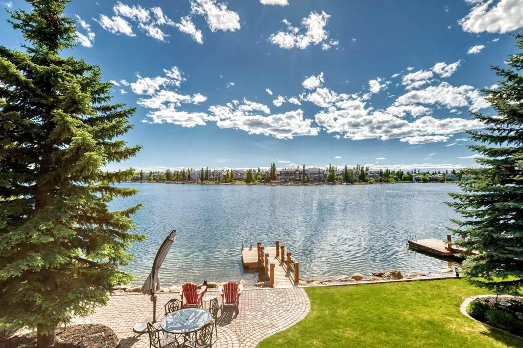 62 Chapala Crescent SE Calgary AB T2X 3M4