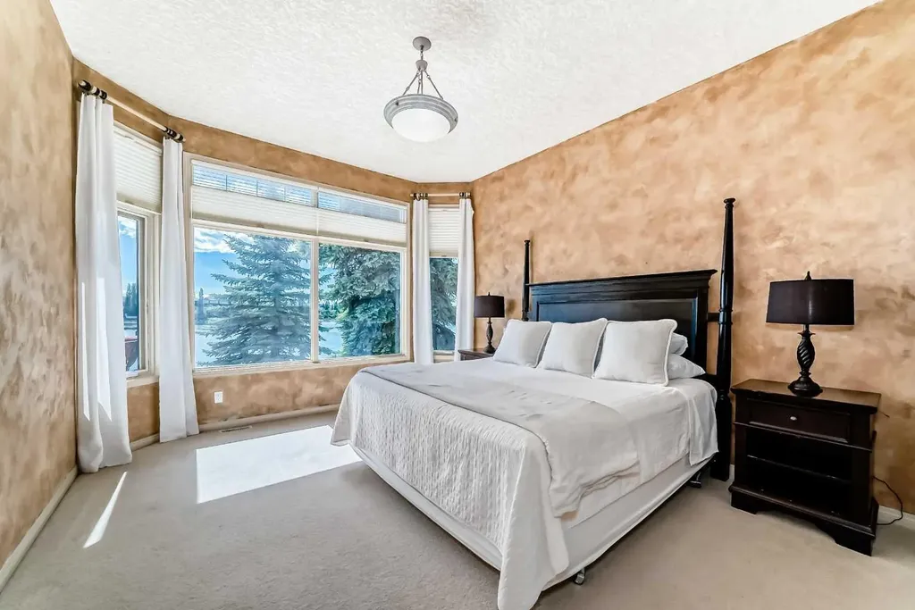 62 Chapala Crescent SE Calgary AB T2X 3M4