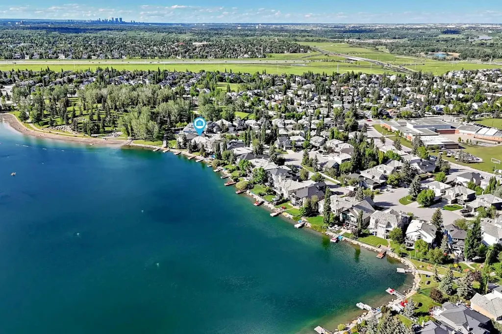 62 Chapala Crescent SE Calgary AB T2X 3M4