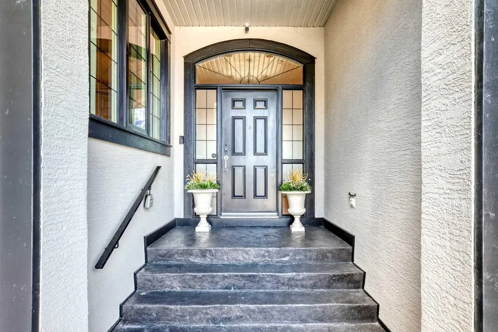 62 Chapala Crescent SE Calgary AB T2X 3M4