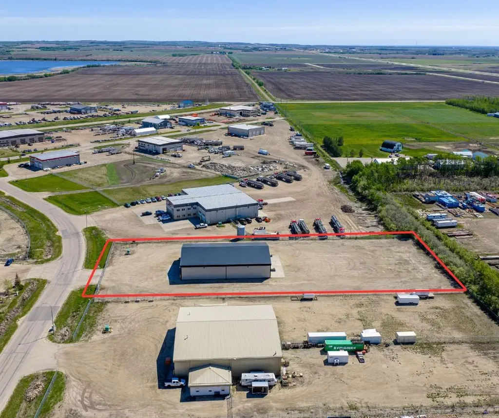 9501 78 Avenue Clairmont AB T8V 2Z7