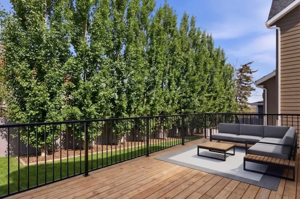 378 Bessborough Drive SW Calgary AB T3E 8H5