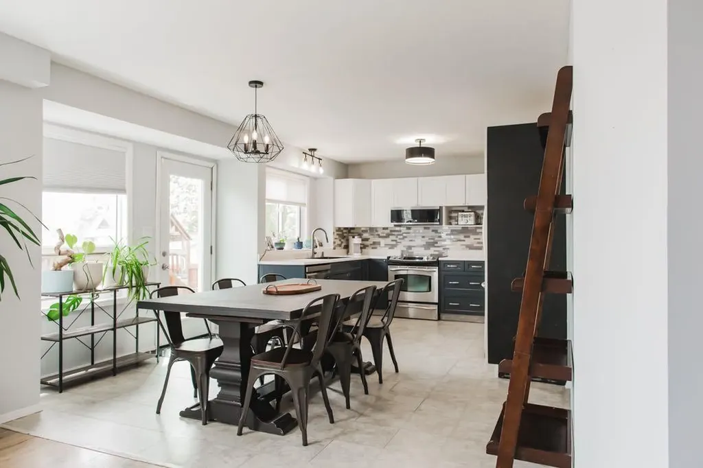 9039 106 Avenue Grande Prairie AB T8X 1H8