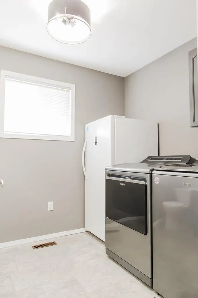 9039 106 Avenue Grande Prairie AB T8X 1H8