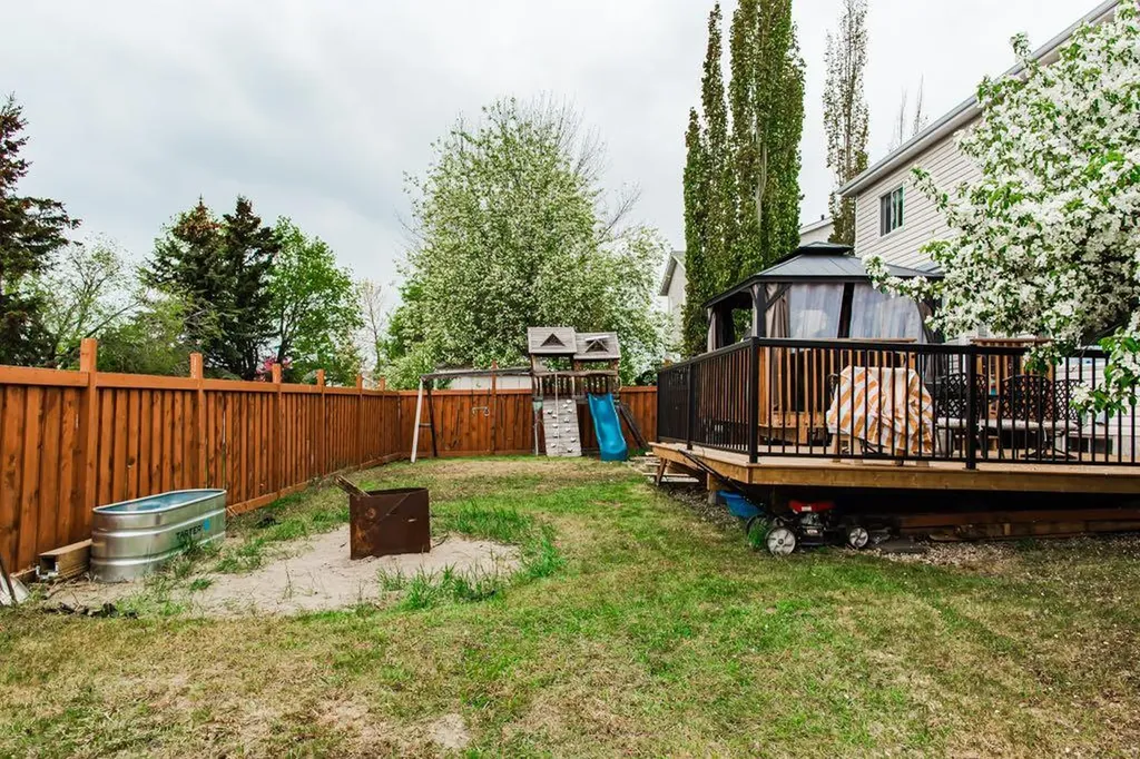 9039 106 Avenue Grande Prairie AB T8X 1H8