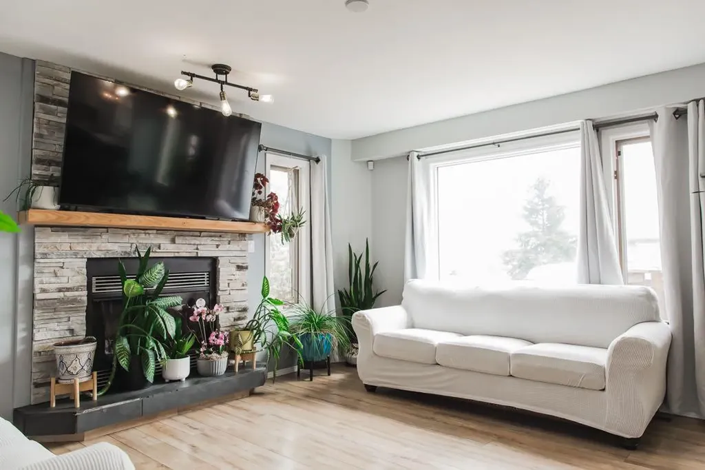 9039 106 Avenue Grande Prairie AB T8X 1H8