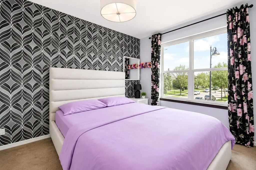 168 Prestwick Heights SE Calgary AB T2Z 4H9
