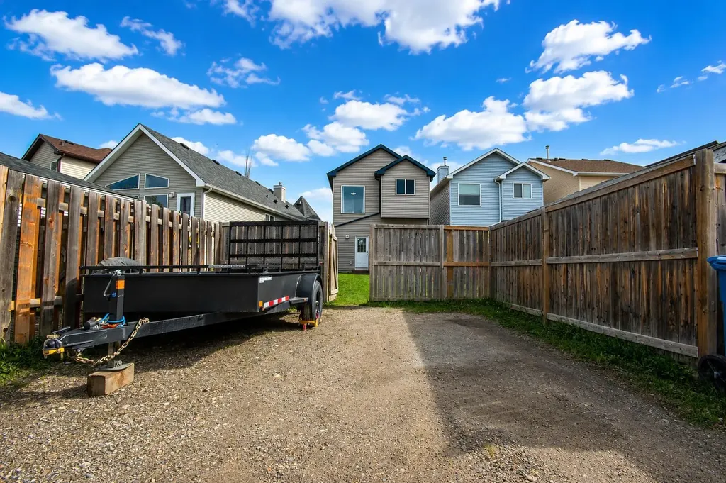 168 Prestwick Heights SE Calgary AB T2Z 4H9