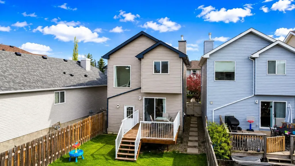 168 Prestwick Heights SE Calgary AB T2Z 4H9