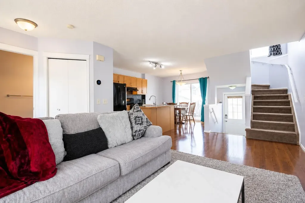 168 Prestwick Heights SE Calgary AB T2Z 4H9
